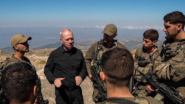 Nahostkonflikt - Hermon - Joaw Galant       -  Der israelische Verteidigungsminister Galant erklärte die Hamas-Brigade im Süden Gazas für besiegt. (Archivbild)