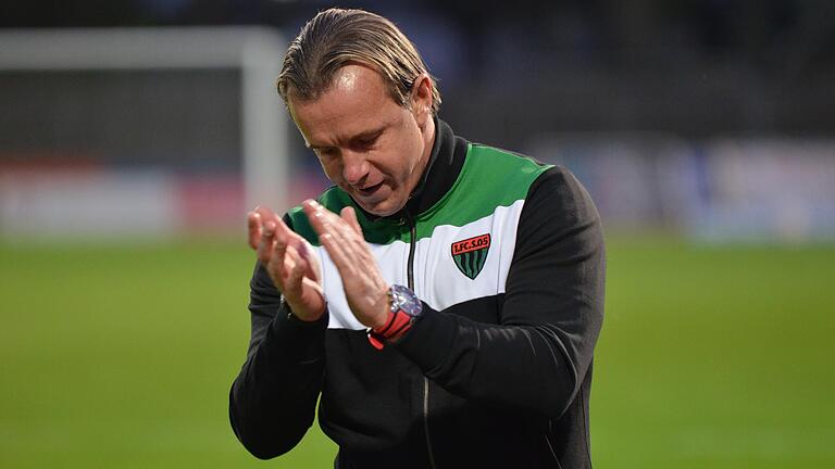 Kennt offenbar nur positives Denken: Marc Reitmaier, der Trainer des FC 05 Schweinfurt, der vorher Assistent war. Kennt offenbar nur positives Denken: Marc Reitmaier, der Trainer des FC 05 Schweinfurt, der vorher Assistent war.