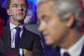 Wahl in den Niederlanden - TV-Duell       -  dpatopbilder - Der niederländische Ministerpräsident Mark Rutte (l) und der Rechtspopulist Geert Wilders nehmen am 14.03.2017 in Den Haag (Niederlande) nehmen am letzten TV-Duell vor den Parlamentswahlen teil. In den Niederlanden wird am 15. März ein neues Parlament gewählt. Foto: Phil Nijhuis/HH Pool/AP/dpa +++(c) dpa - Bildfunk+++ |