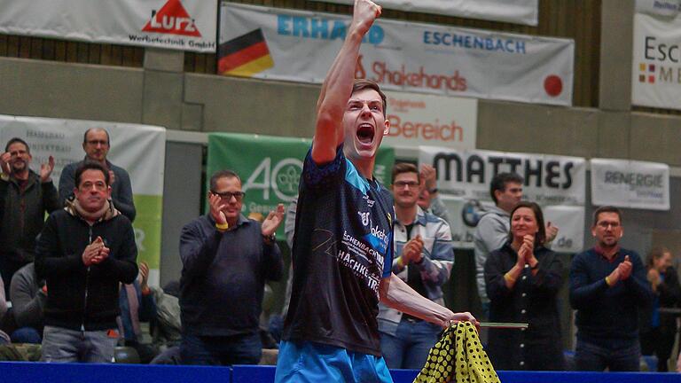 Schaut her, Leute, ich hab's geschafft. Kilian Ort nach seinem Sieg im Einzel.