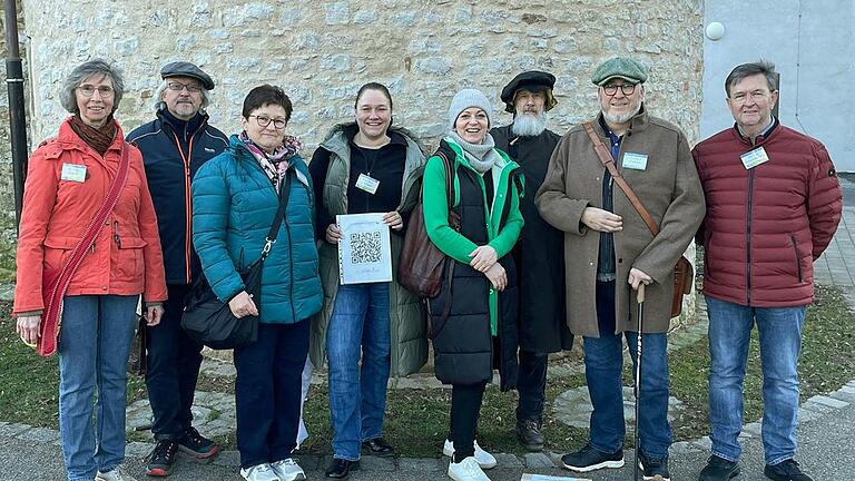 Im Bild: Petra Baum, Michael Schmid, Christine Bock, Katrin Grimm, Manuela Lösch, Orlando Suebus, Stefan Köhler (1,Vorsitzender), Peter Hausmann Im Bild: Petra Baum, Michael Schmid, Christine Bock, Katrin Grimm, Manuela Lösch, Orlando Suebus, Stefan Köhler (1,Vorsitzender), Peter Hausmann
