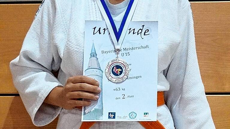 Bayerische Vizemeisterin: Paula Kasper (SC Bushido Kitzingen).