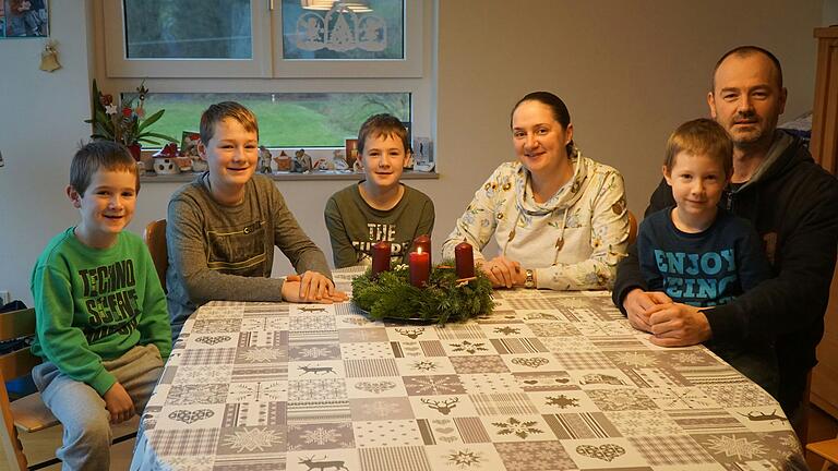 Familie Keßler (von links): Julian, Bastian, Philipp, Stefanie, Stefan und Simon. Familie Keßler (von links): Julian, Bastian, Philipp, Stefanie, Stefan und Simon.