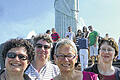 Rio de Janeiro: Die Dekanatsdelegation vor der Jesus-Statue auf dem Corcovado mit Pfarrerin Sonja Fischer (Euerbach), Grit Plößel (Christuskirche Schweinfurt), Astrid Wilde (Bad Kissingen) und Pfarrerin Christhild Grafe (Kreuzkirche Schweinfurt).