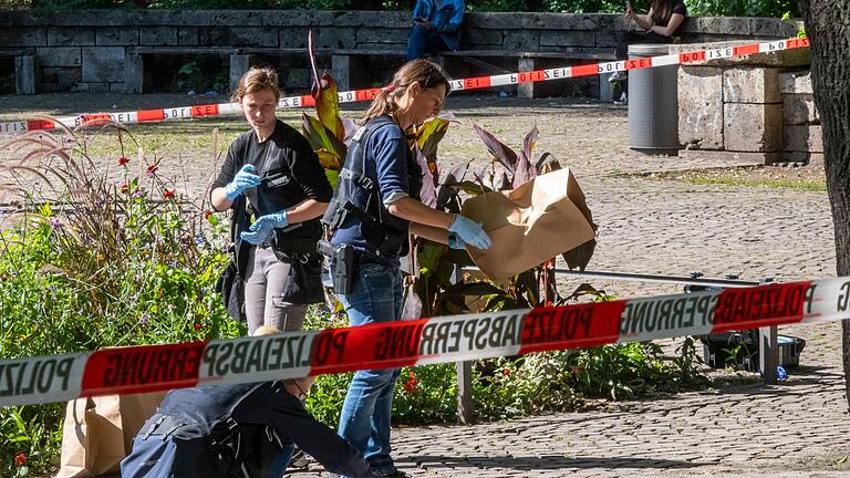 Tötungsdelikt im Alten Botanischen Garten in München       -  Der Tatort wurde abgesperrt.