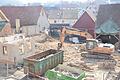 Der Bagger hat schon ganze Arbeit geleistet und für den geplanten Kommunikationshof in Wargolshausen zwei Häuser beseitigt.