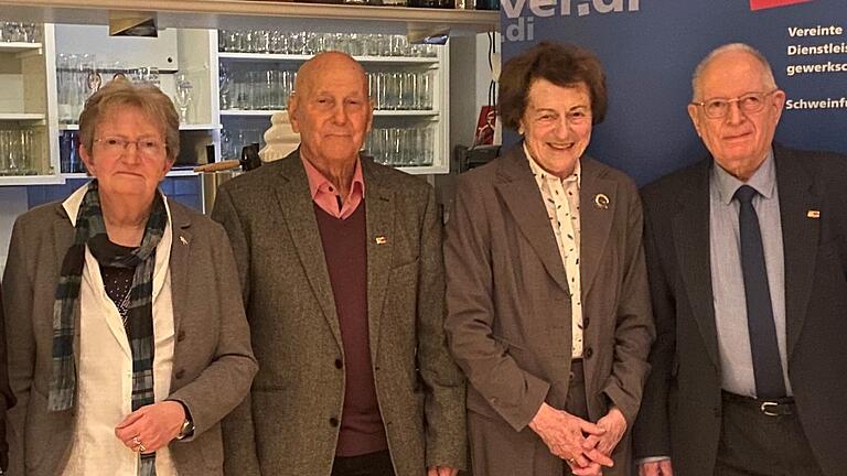 Sie sind seit 70 Jahren bei ver.di Mitglied. Sie sind seit 70 Jahren bei ver.di Mitglied.