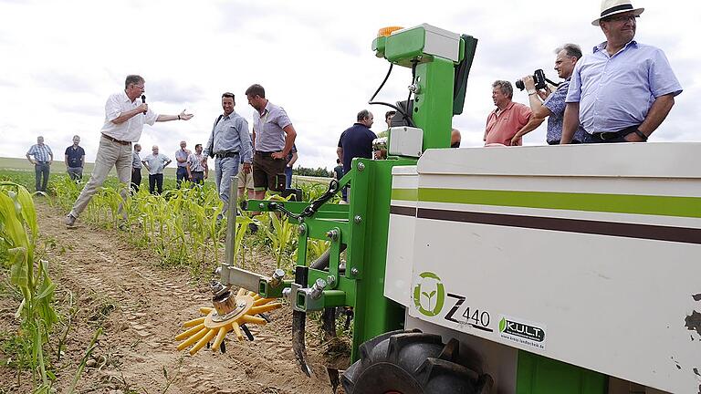 Bei Waldsachsen wurden Agrar-Roboter präsentiert