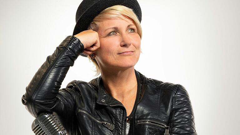 Steffi List tritt seit Jahren live bei der Benefiz-Gala auf. Steffi List tritt seit Jahren live bei der Benefiz-Gala auf.