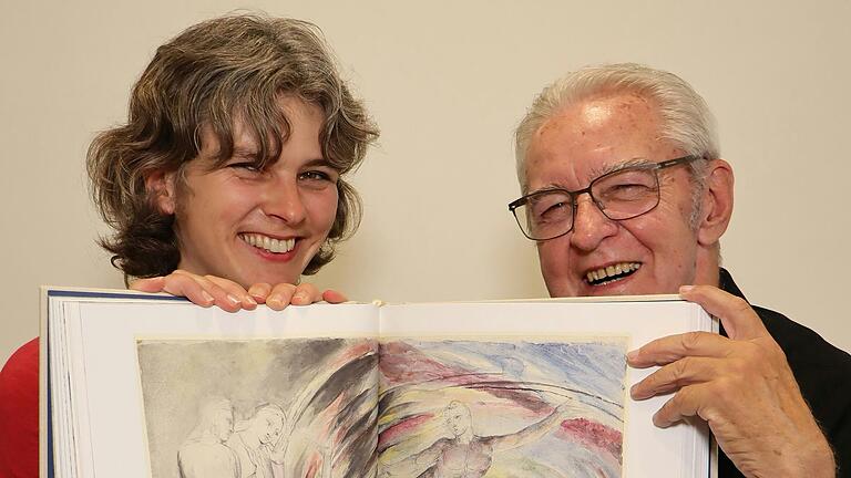 Katrin Hesse und Hans Driesel lesen im Fastnachtmuseum.