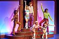 Karamba: Direkt aus Hamburg kommt die 70er-Jahre-Schlager-Revue, die im Schweinfurter Theater für ein ausverkauftes Haus sorgte. Ein Gastspiel des Schmidt-Theater Hamburg.
