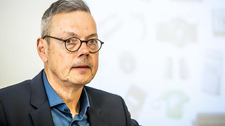 Der Würzburger Wirtschaftsprofessor Peter Bofinger hat das Expertenforum zum Klimaschutz organisiert.