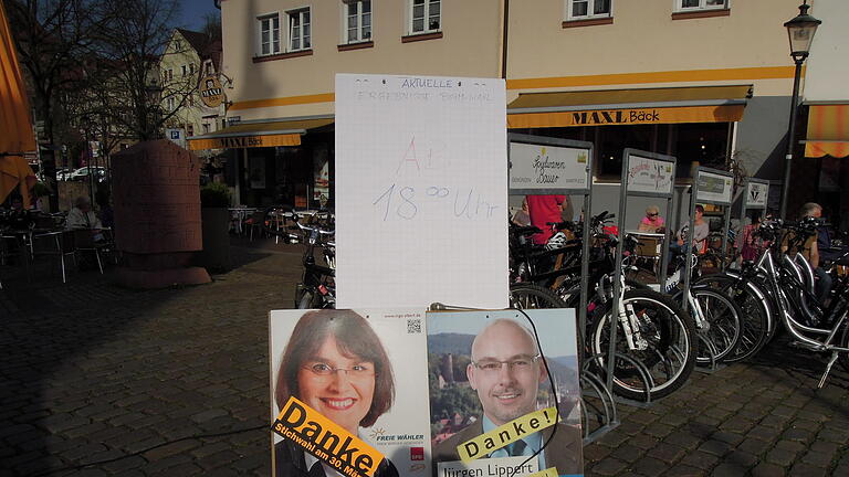 Stichwahl Gemünden       -  Jürgen Lippert ist der neue Bürgermeister Gemündens. Inge Albert unterlag am Sonntag nur knapp mit 49 Stimmen. Wahlpartys richteten Gemünden Aktiv am Marktplatz und Lipperts Bauernstube in Seifriedsburg aus.