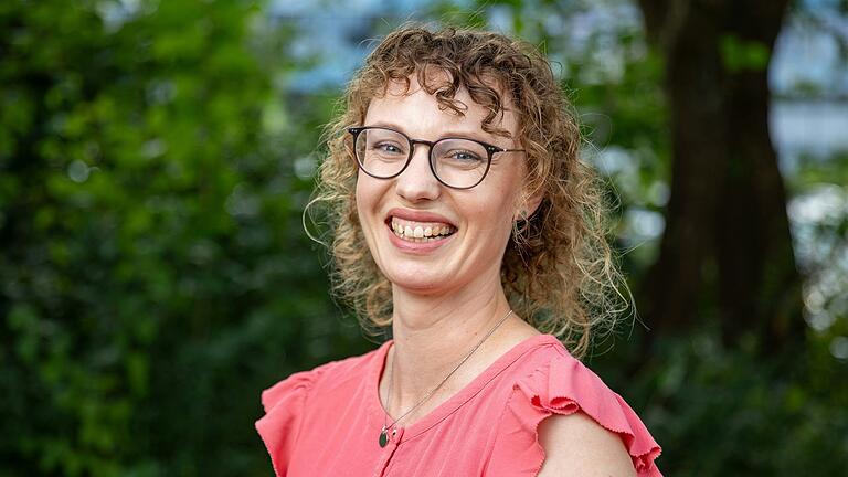 Mirjam Schmitt aus Würzburg orientiert sich in Sachen Erziehung stark am bindungs- und bedürfnisorientiertem Ansatz. Mirjam Schmitt aus Würzburg orientiert sich in Sachen Erziehung stark am bindungs- und bedürfnisorientiertem Ansatz.