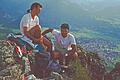 Bergtour Grünten       -  Bergfreunde seit vielen Jahren: Uwe Böhm (links) und Karl-Heinz Pimiskern in den 1990ern auf dem Gipfel des Grünten im Oberallgäu.