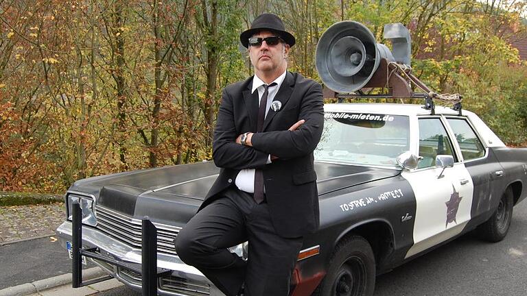 Jürgen Friedl aus Feuerthal ist Blues-Brothers-Fan.  Foto: s: Wolfgang Dünnebier       -  Jürgen Friedl aus Feuerthal ist Blues-Brothers-Fan.  Foto: s: Wolfgang Dünnebier