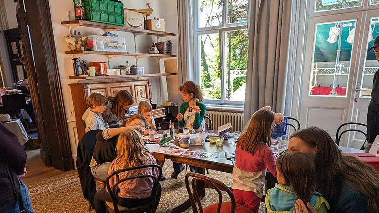 Auch für die jüngsten Besucher gab es ein buntes Programm. - Auch für die jüngsten Besucher gab es ein buntes Programm. Auch für die jüngsten Besucher gab es ein buntes Programm. - Auch für die jüngsten Besucher gab es ein buntes Programm.