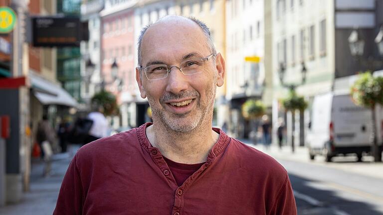  Ralf Duggen ist Festival-Leiter und Vorsitzender des Fördervereins. Ralf Duggen ist Festival-Leiter und Vorsitzender des Fördervereins.
