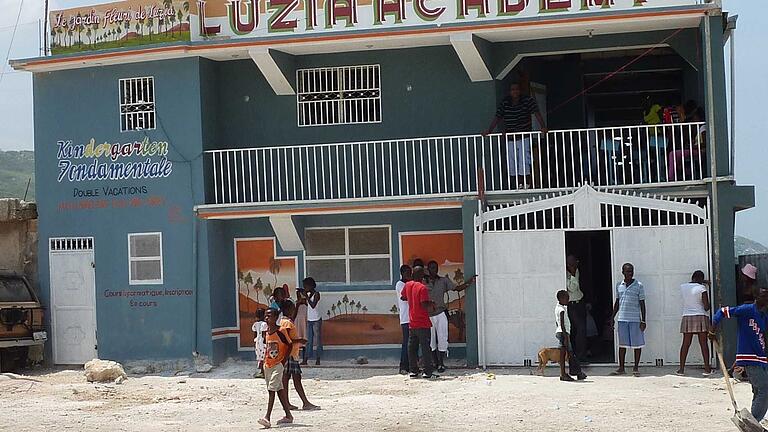 Die Taubertäler Hilfsgemeinschaft unterhält in Haiti neben einer Schule auch einen Kindergarten und betreibt eine Gesundheitsstation.