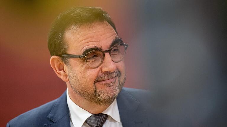 Der bayerische Gesundheitsminister Klaus Holetschek (CSU) war im September in der Region Schweinfurt zu Gast und wurde persönlich über das 'Schweinfurter Modell' informiert. Der bayerische Gesundheitsminister Klaus Holetschek (CSU) war im September in der Region Schweinfurt zu Gast und wurde persönlich über das 'Schweinfurter Modell' informiert.