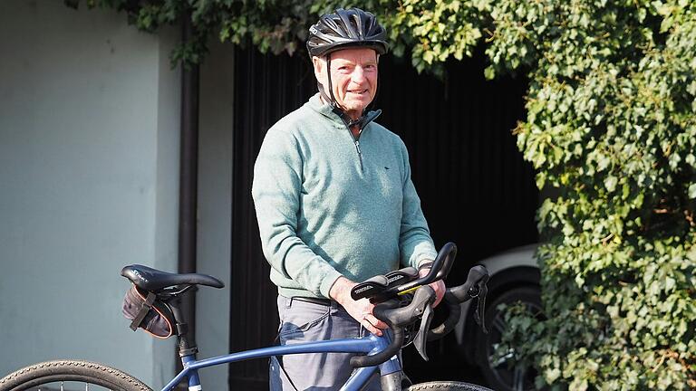 Wolf-Rüdiger Weise aus Kitzingen hat dem Sport in seinem Leben viel Platz eingeräumt. Er nimmt an Triathlons teil. Wolf-Rüdiger Weise aus Kitzingen hat dem Sport in seinem Leben viel Platz eingeräumt. Er nimmt an Triathlons teil.