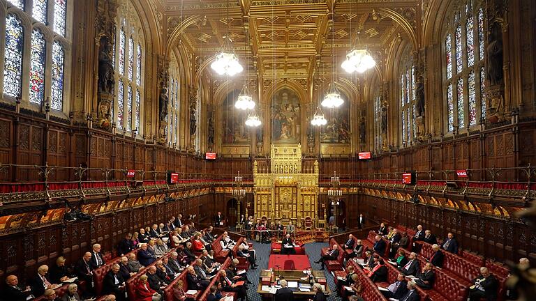 House of Lords       -  Gesamtansicht vom House of Lords, in dem damals der Gesetzentwurf zum Austritt Großbritanniens aus der Europäischen Union diskutiert wurde.