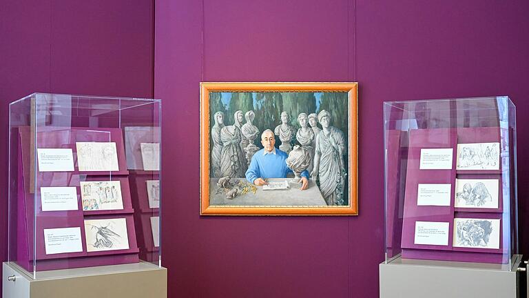 'Andenken an die Villa Massimo' hat Wolfgang Lenz das Selbstporträt mit römischen Statuen aus dem Jahr 1993 genannt. Es hängt zurzeit im Martin von Wagner Museum in der Ausstellung 'Phantastische Orte'. Dort sind auch Zeichnungen aus seinem Skizzenblock zu sehen. 'Andenken an die Villa Massimo' hat Wolfgang Lenz das Selbstporträt mit römischen Statuen aus dem Jahr 1993 genannt. Es hängt zurzeit im Martin von Wagner Museum in der Ausstellung 'Phantastische Orte'. Dort sind auch Zeichnungen aus seinem Skizzenblock zu sehen. 