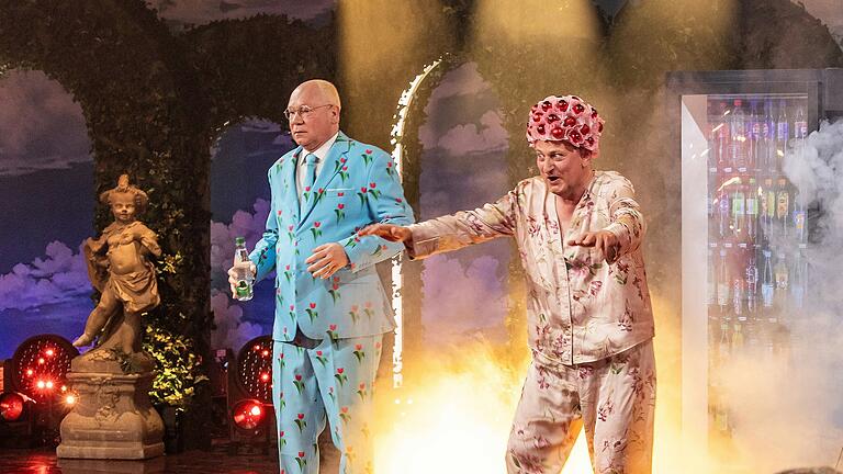 Volker Heißmann als Flaschengeist und Martin Rassau alberten, was das Zeug hält.&nbsp;
