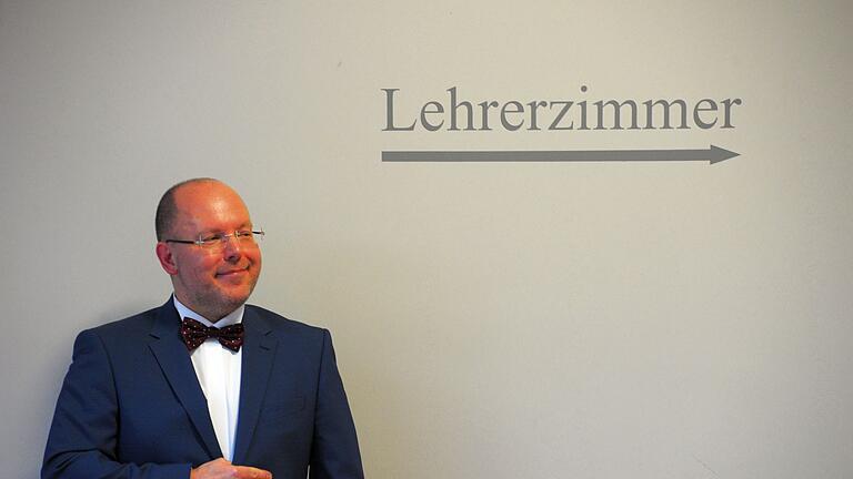 Szenen von der offiziellen Amtseinführung von Markus Arneth als Schulleiter des Jack-Steinberger-Gymnasiums.