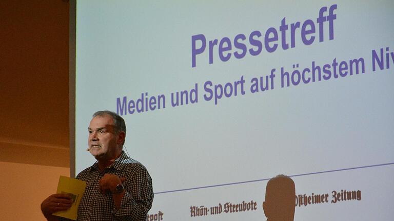 Fredi Breunig hatte quasi ein Heimspiel beim Pressetreff im Gemeindezentrum Salz. Fredi Breunig hatte quasi ein Heimspiel beim Pressetreff im Gemeindezentrum Salz.