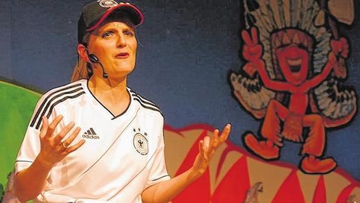 Im WM-Fieber: Fußballmutter Nancy Steinert.