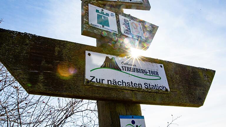 Die Tour um den Ostheimer Streifberg wird 2025 um neue Elemente erweitert. Unter anderem soll dabei vor Ort eine Panorama-Schaukel aufgestellt werden. Die Tour um den Ostheimer Streifberg wird 2025 um neue Elemente erweitert. Unter anderem soll dabei vor Ort eine Panorama-Schaukel aufgestellt werden.