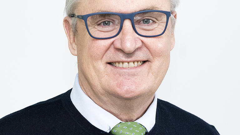 Prof. Dr. med. Erich Hartwig befasst sich am Montag, 31. Mai, ab 18 Uhr in seinem Online-Vortrag mit dem Thema „Osteoporose, die neue Volkskrankheit'.