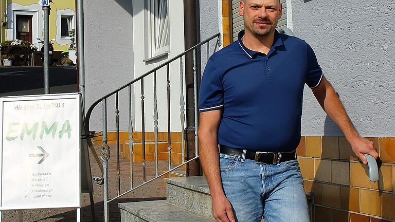 2018 übernahm Michael Vent den Tante Emma Laden in Römershag von Helma Betz.       -  2018 übernahm Michael Vent den Tante Emma Laden in Römershag von Helma Betz.