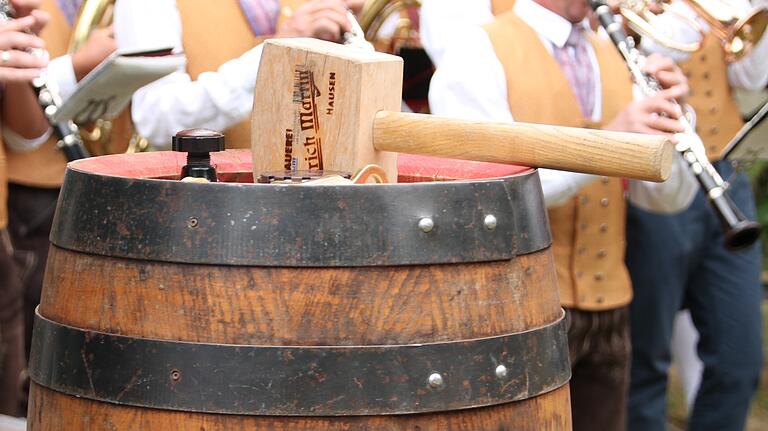 Das Fassbier bleibt aktuell stehen, auch bei Ulrich Martin in Hausen. Das Fassbier bleibt aktuell stehen, auch bei Ulrich Martin in Hausen. 