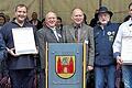 Presssack at it's best: Gleich fünf Sieger gab es für den Wettbewerb um den besten Rhöner Presssack/Fuldaer Schwartenmagens im Rahmen des 7. Rhöner Wurstmarkts in Ostheim v.d. Rhön. Über die Auszeichnung,  verliehen von (Mitte) Bürgermeister Ulrich Waldsachs, Michael Geier (Biosphärenreservat Rhön) und Küchenmeister Klaus Kürz (M;i  freuen sich (von links) Vertreter von Rhönland eG, Dermbach, Metzgerei Ortlepp Ostheim, Metzgerei Koob Brendlorenzen, Metzgerei Helfrich, Hofheim und Metzgerei Kleinhenz Oberleichtersbach.
