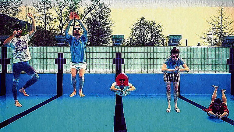 Laden zum Tanzen ein: „Schwester minimal“ bieten Soul, Funk, Electro und Alternative. Laden zum Tanzen ein: „Schwester minimal“ bieten Soul, Funk, Electro und Alternative.