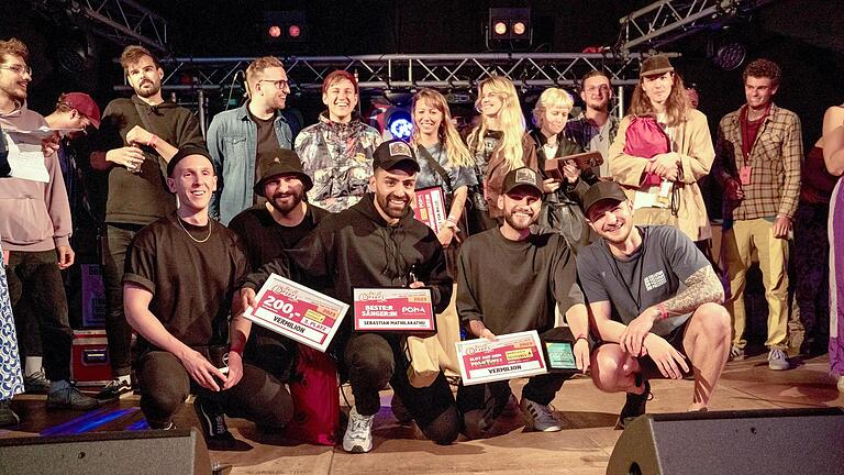 3. Platz und Sonderpreis für Vermilion - 3. Platz und Sonderpreis für Vermilion 3. Platz und Sonderpreis für Vermilion - 3. Platz und Sonderpreis für Vermilion