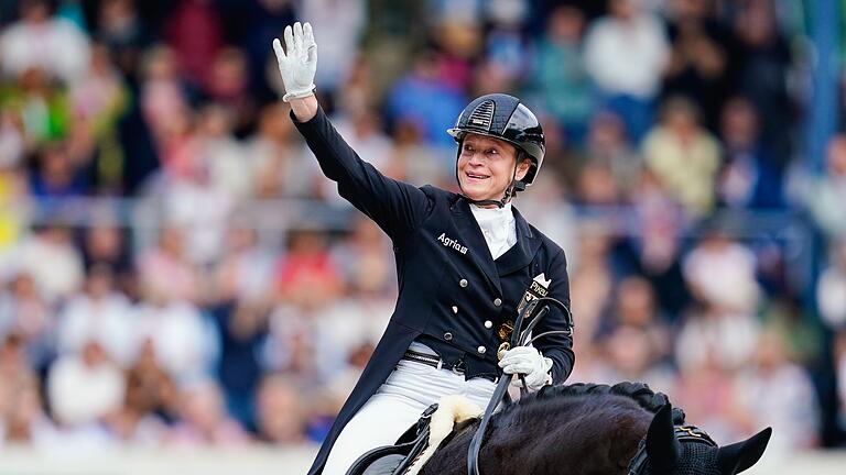 CHIO       -  Isabell Werth gewinnt in Aachen  auf dem Pferd Wendy de Fontaine drei Prüfungen.