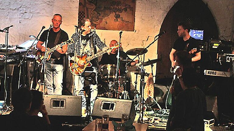 Die Omnibus Surprise Band Die Omnibus Surprise Band