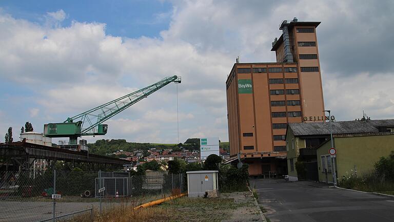 Die BayWa-Gebäude wie hier in Ochsenfurt prägen so manchen Ort in Franken. Der Agrarhändler hat jetzt die regionalen Zahlen für 2018 vorgelegt. Die BayWa-Gebäude wie hier in Ochsenfurt prägen so manchen Ort in Franken. Der Agrarhändler hat jetzt die regionalen Zahlen für 2018 vorgelegt.