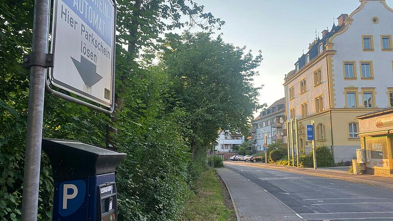 Ein Parkscheinautomat in der Gemündener Friedenstraße.