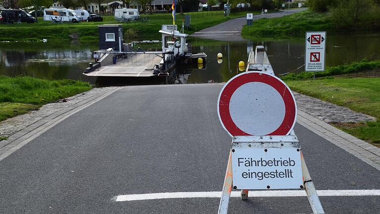 Droht bald das Ende des Fährbetriebs am Main? Mit der Verschärfung der Vorschriften könnte das Schreckensszenario der Fährgemeinden Wirklichkeit werden.