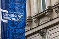 An der Uni Würzburg wird in vielen Bereichen zum Coronavirus geforscht. Virologen und Chemiker sind nun auf einen Wirkstoff gestoßen, der eigentlich bei Depressionen zum Einsatz kommt.