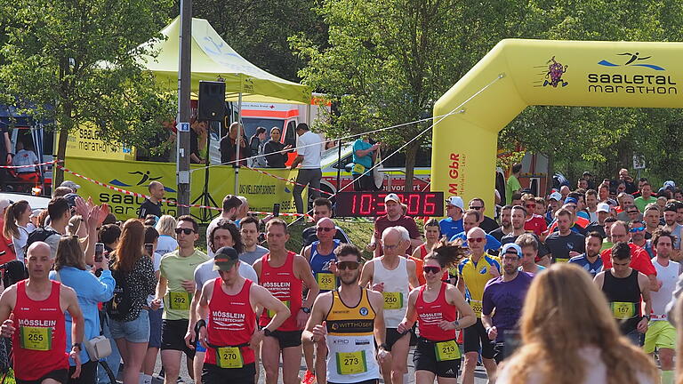 Saaletal-Marathon SV Ramsthal       -  Bewegung als Lebenselixier: Impressionen vom Saaletal-Marathon des SV Ramsthal