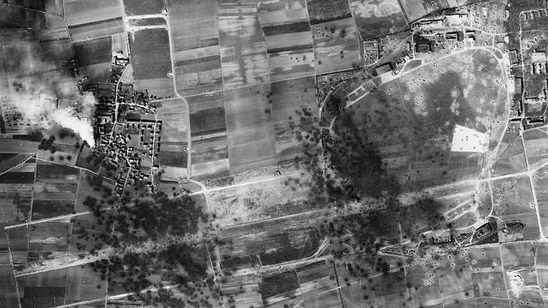 Auf Giebelstadt wurden gegen Ende des Zweiten Weltkriegs vier große Bombenangriffe geflogen. Wie groß die Zerstörung war,&nbsp; zeigt eine Bilderausstellung.