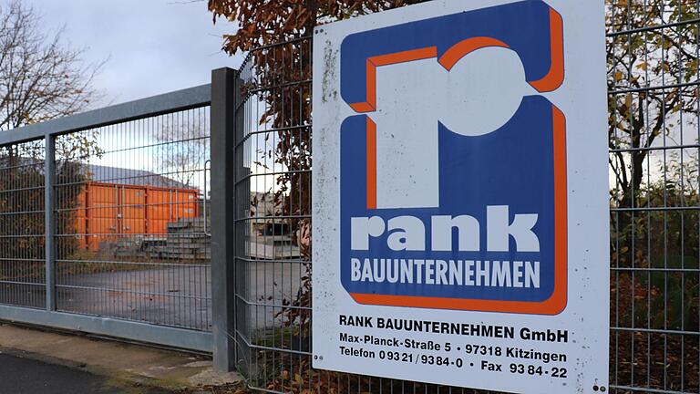 Das Bauunternehmen Rank in Kitzingen hat seit 1934 Generationen von Lehrlingen ausgebildet. Das Bauunternehmen Rank in Kitzingen hat seit 1934 Generationen von Lehrlingen ausgebildet.
