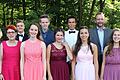 Die besten Schüler und Sportler der Staatlichen Wirtschaftsschule wurden bei der Abschlussfeier in der &bdquo;Wollbacher Halle&ldquo; geehrt. Vorne von links: stellvertretender Landrat Peter Suckfüll (Rhön-Grabfeld), stellvertretende Landrätin (Bad Kissingen) Monika Horcher, Sophia Sterzinger, Emma Bardutzky, Elisa Gessner, Gina-Marie Scheublein und Schulleiter Ralf Kaminski. Hinten von links: stellvertretende Schulleiterin Paula Dippert, Niclas Floth, Robin Schmidt, Ali Alizadeh, Elternbeiratsvorsitzender Jürgen Fuchs und VR-Bank Vorstandsvorsitzender Reiner Türk.