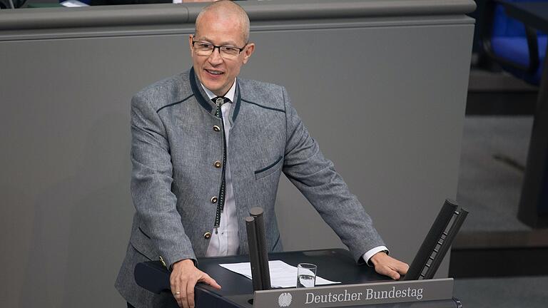 Hansjörg Müller (AfD) im Deutschen Bundestag.&nbsp; Am Wochenende wählte ihn der AfD Kreisverband Würzburg zu seinem Direktkandidaten für die Bundestagswahl im September.