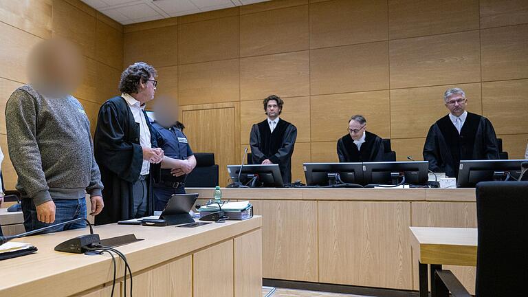 Leichenteile in Tiefkühltruhe - Prozessbeginn       -  Der Angeklagte ist nun wegen Mordes verurteilt worden. (Archivbild)